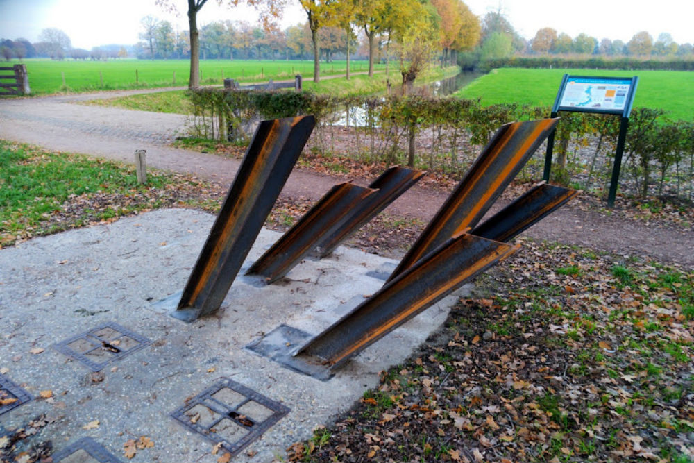 Tank Barrier Rhijnauwen Fortress #2