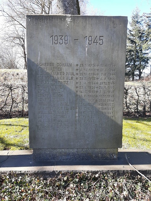 War Memorial Bronsfeld #2