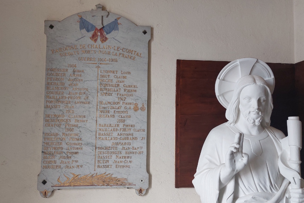 Monument Eerste Wereldoorlog Kerk Chalain-le-Comtal #2