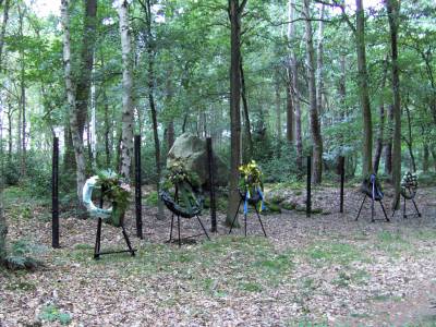 Execution Site and War Graves 