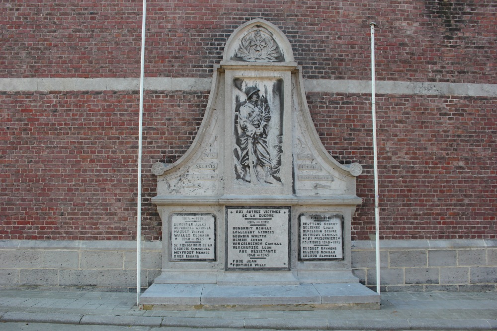 Oorlogsmonument Celles #2