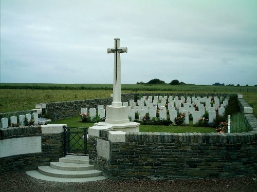 Commonwealth War Cemetery Forenville #1