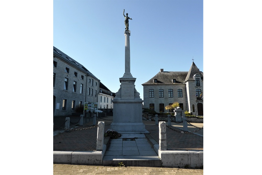 Oorlogsmonument Mettet #1