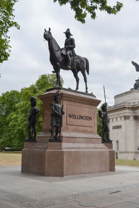 Standbeeld van Arthur Wellesley, 1st Duke of Wellington #2