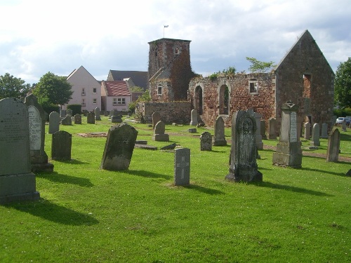 Commonwealth War Graves North Berwick Old Churchyard #1