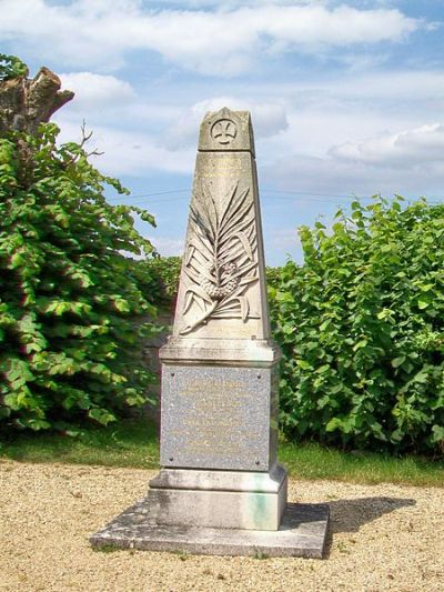War Memorial Ève #1