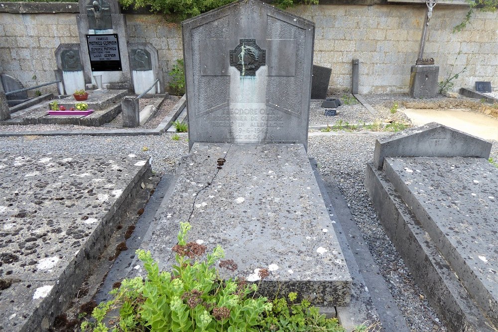 Belgian War Graves Froidlieu