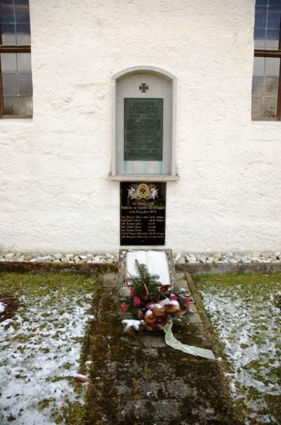 War Memorial Untereschenbach