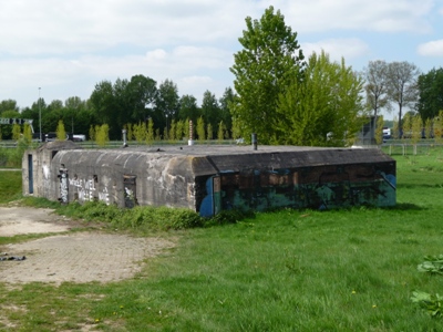 Duitse 622-Bunker Moerdijkbrug #2