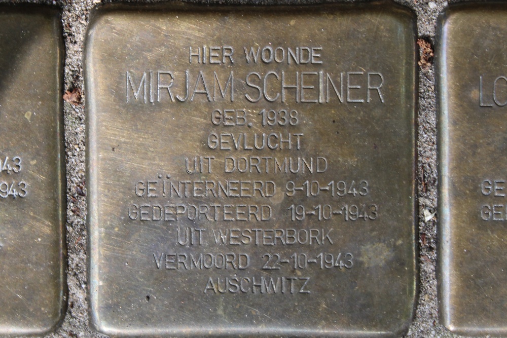 Stumbling Stones Albrecht Dürerstraat 12 #3