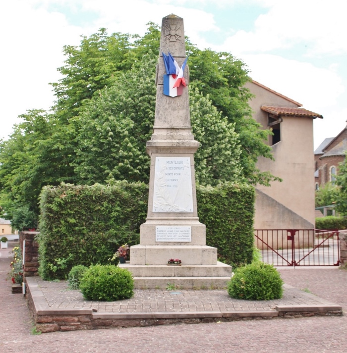 Oorlogsmonument Montlaur #1