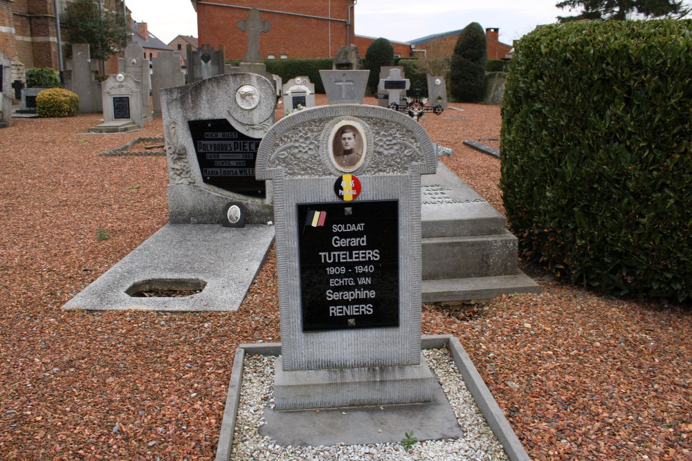 Belgian War Graves Waanrode #2