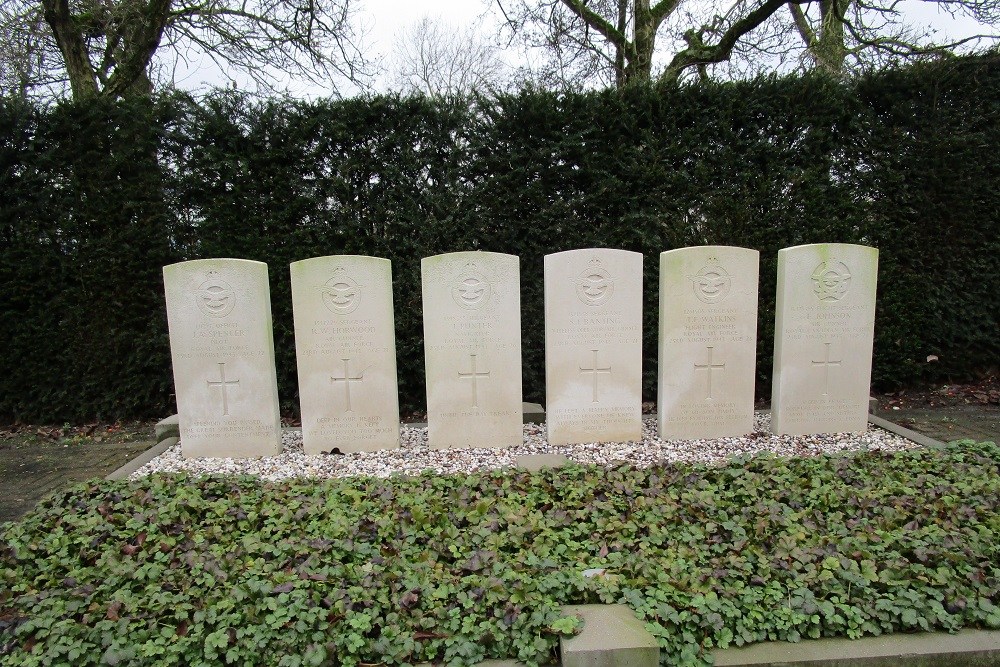Commonwealth War Graves General Cemetery Hei- en Boeicop #2