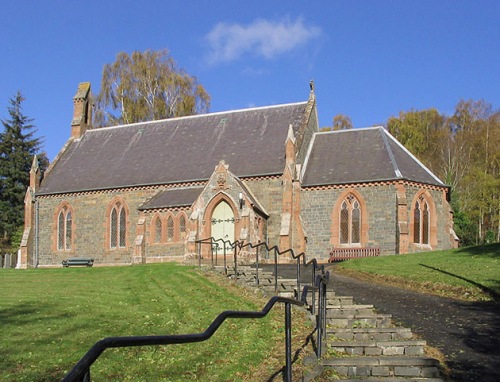 Commonwealth War Graves Caddonfoot Parish Churchyard