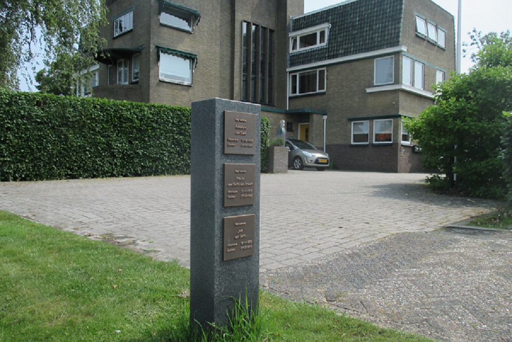 Memorial Stones Nijverheidskade 77 #5