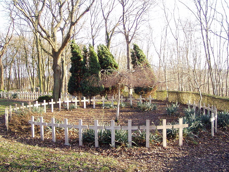 French War Cemetery Auvelais