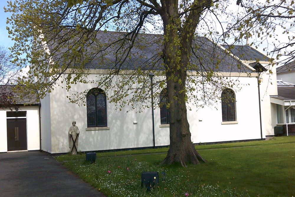 Oorlogsgraven van het Gemenebest St. Andrew Roman Catholic Churchyard #1