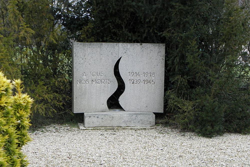 War Memorial Saint-Maudez #1