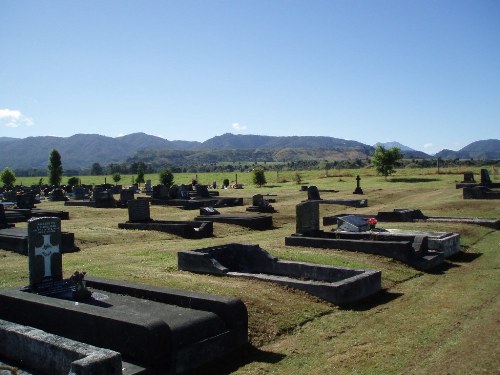 Commonwealth War Graves Reefton Cemetery