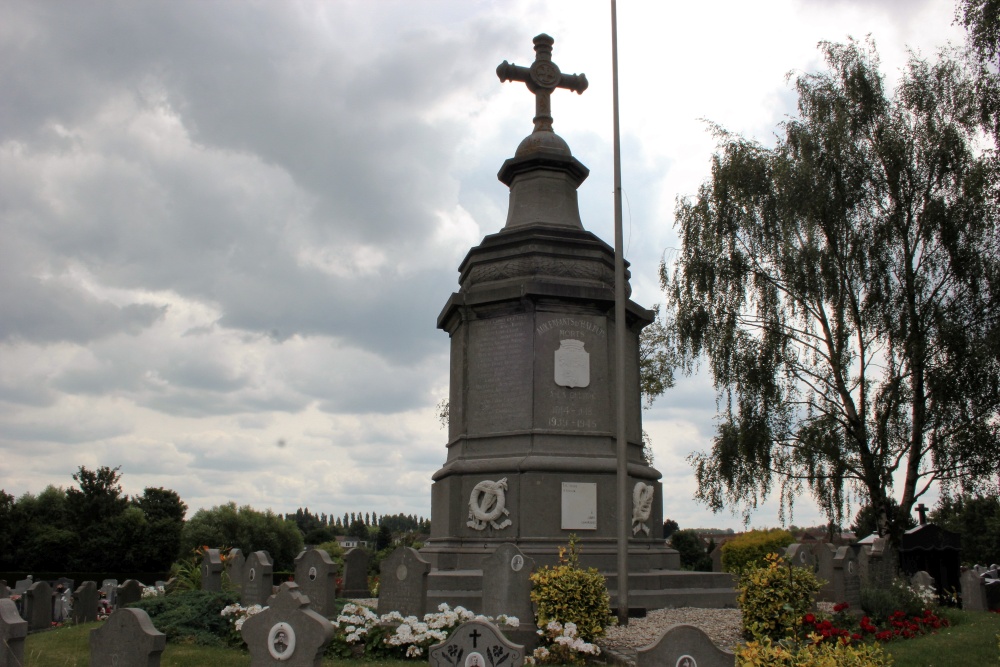 War Memorial Cemetery Halluin