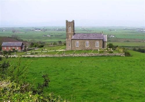 Oorlogsgraf van het Gemenebest St. Gedanus Churchyard