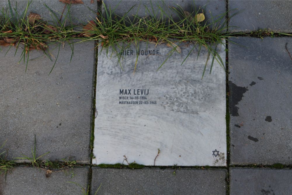 Memorial Stone Zuidoosterlaan 9