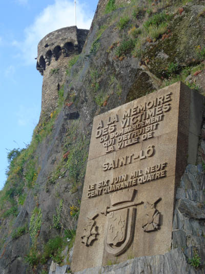 War Memorial - Rond-point du 6 juin Saint-L