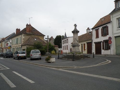 War Memorial Trie-Château #1