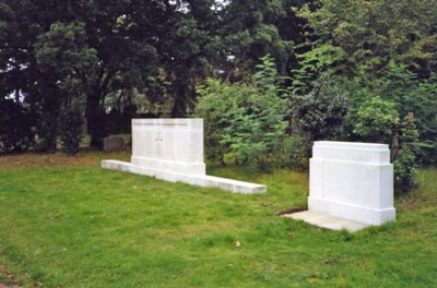 Commonwealth War Graves Allerton Cemetery #1