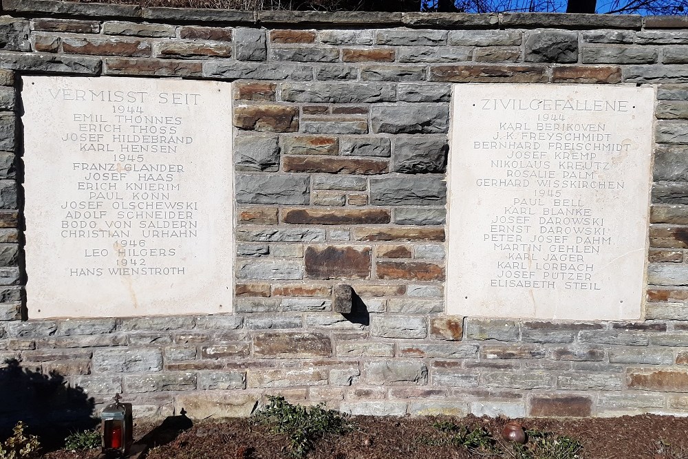 Oorlogsmonument Hellenthal #5