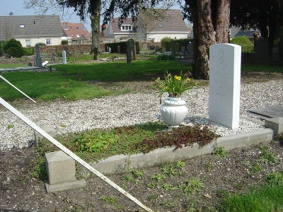 Commonwealth War Grave Haaften #1