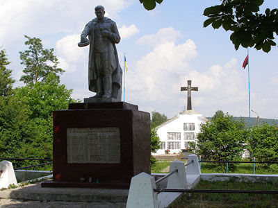 Mass Grave Soviet Soldiers Berezhany 1944 #1