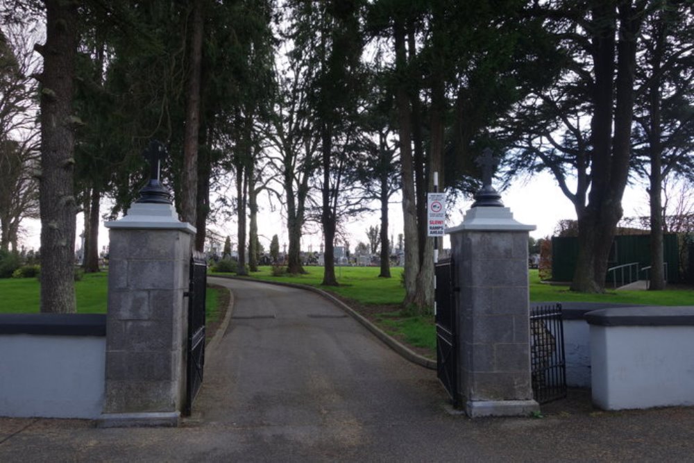Oorlogsgraven van het Gemenebest Clonminch Catholic Cemetery #1