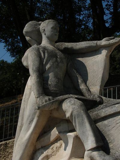 War Memorial Chteau-Arnoux