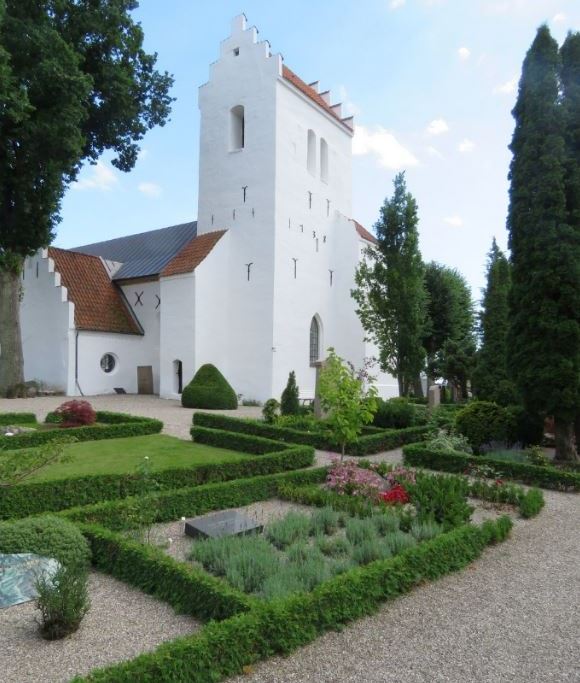 Oorlogsgraf van het Gemenebest Kerkhof Lyderslev