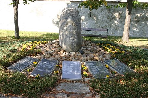 War Memorial Unterfrauenhaid #1