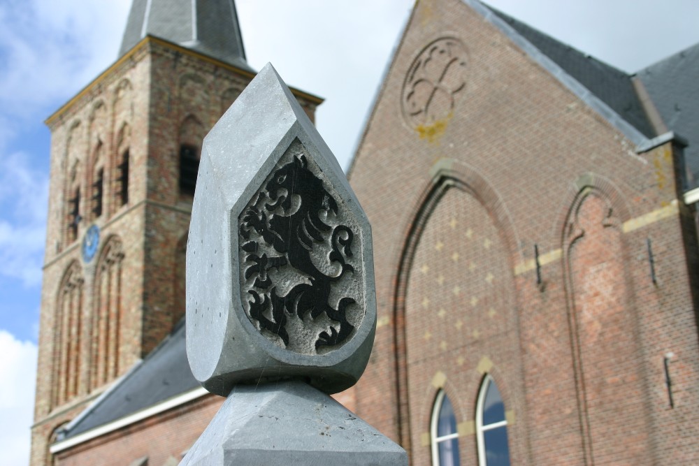 Dutch War Grave Protestant Churchyard Tzummarum #1