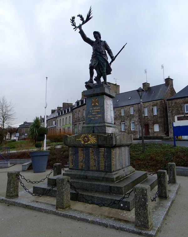 Oorlogsmonument Bourbriac #1