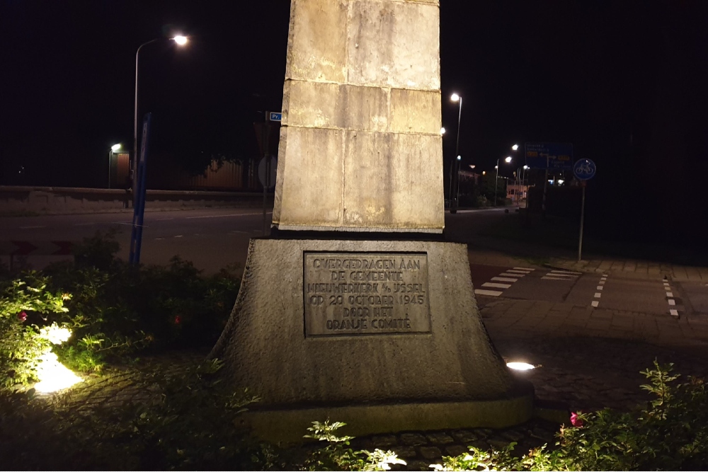 Oorlogsmonument Nieuwerkerk aan den IJssel #4