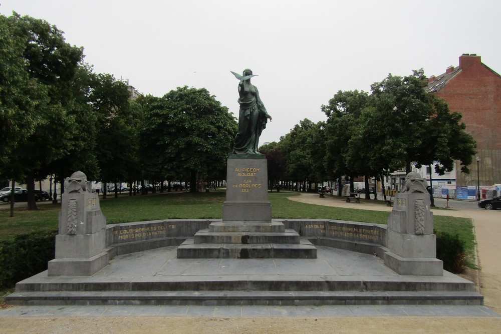 Memorial 'To the War Pigeon' #2