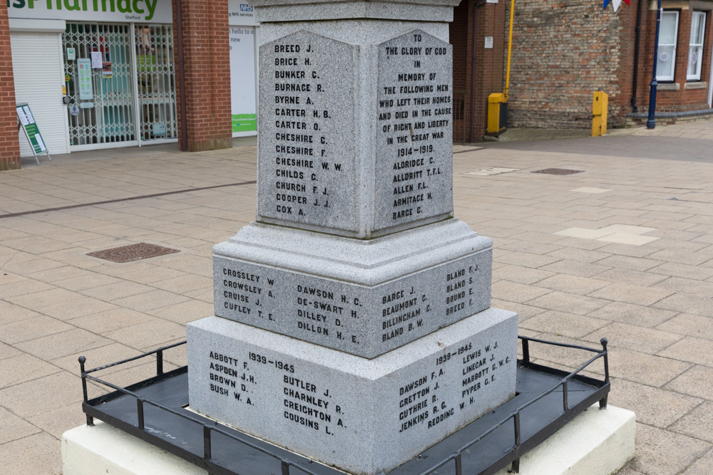 Oorlogsmonument Shefford #2