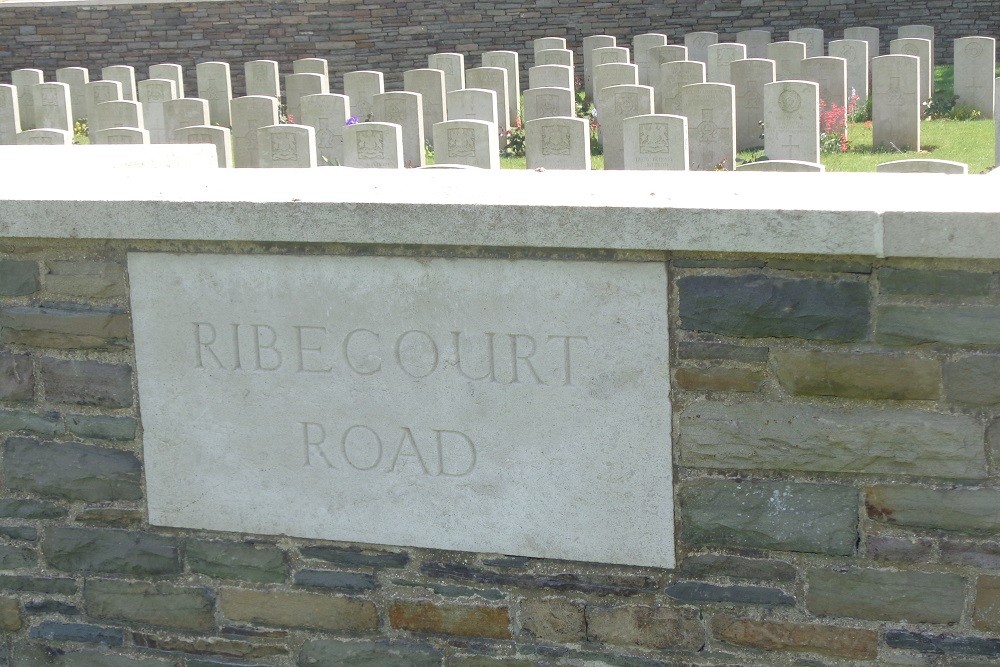 Commonwealth War Cemetery Ribecourt Road #3
