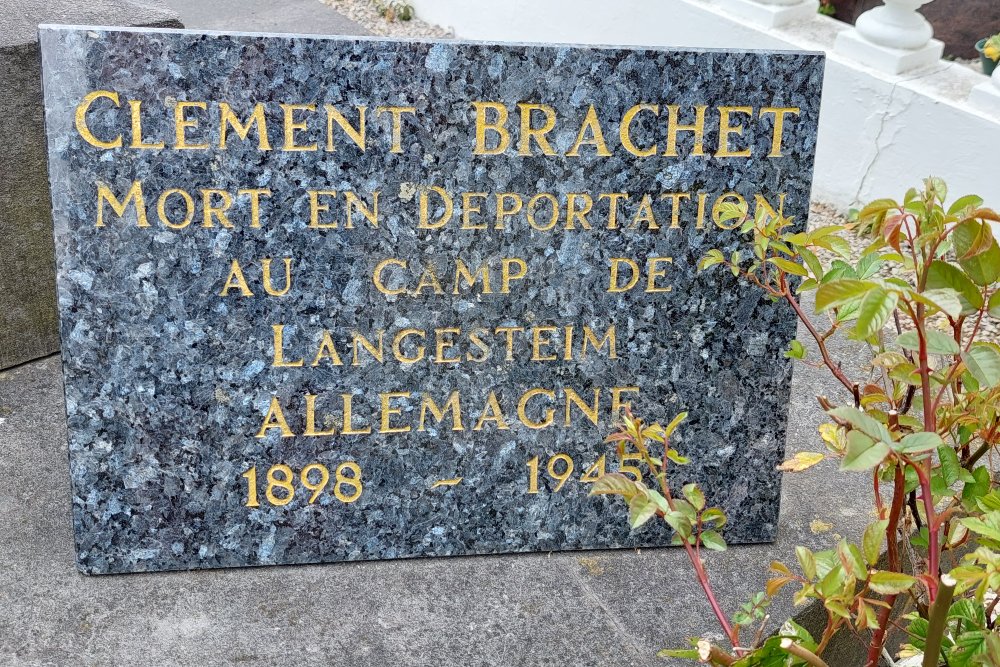 Oorlogsmonument Selles #2