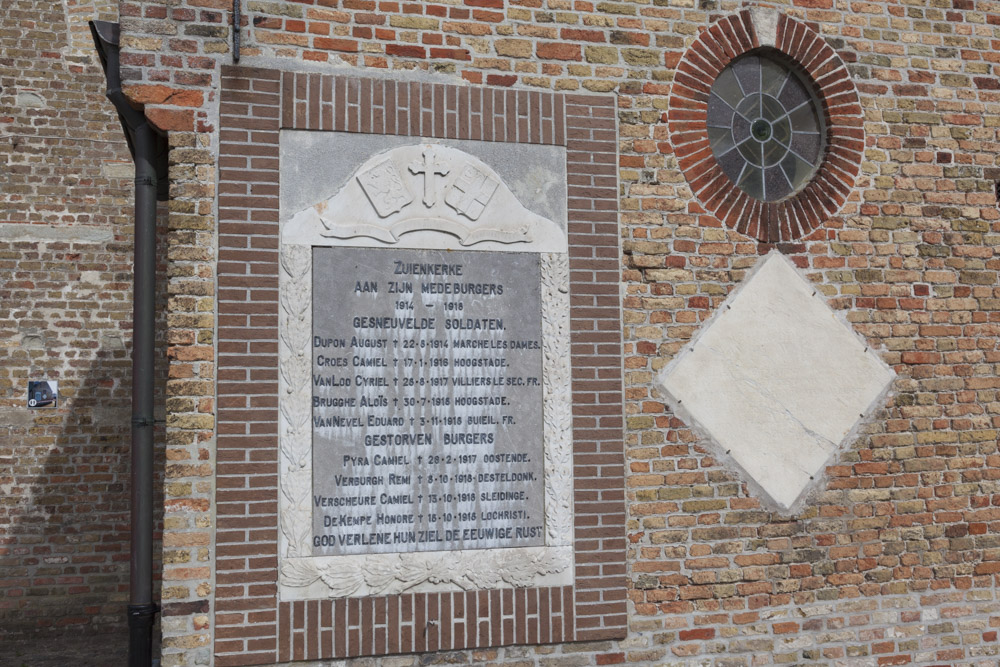 War Memorial Zuienkerke #1