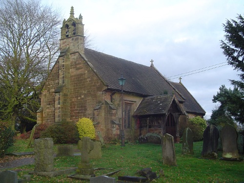 Commonwealth War Graves St Michael and All Angels Churchyard