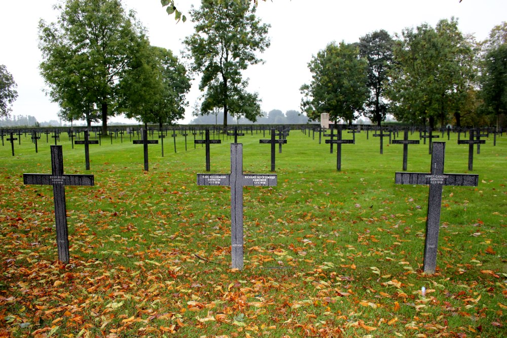 German War Cemetery Sailly-sur-la-Lys #3