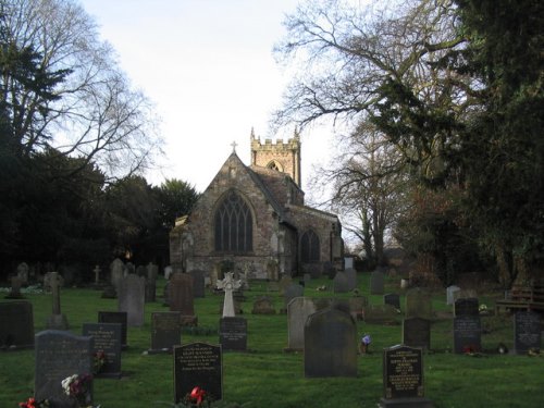 Commonwealth War Graves All Saints Churchyard