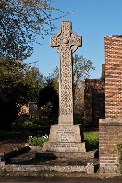 Oorlogsmonument South Merstham #1