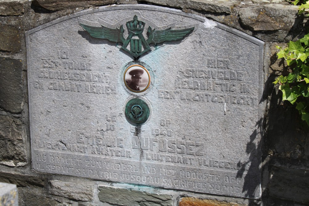 Monument Luitenant Vlieger Etienne Dufossez	 #1