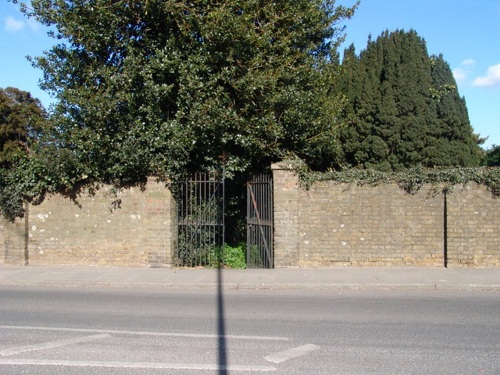 Commonwealth War Graves St Nicholas Church Cemetery